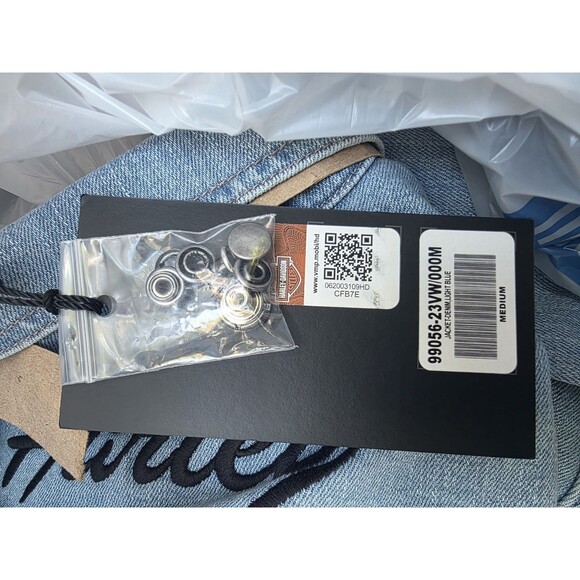 NEW HARLEY DAVIDSON EMBROIDERED WOMEN'S M SILVER WING STRETCH BLACK DENIM JACKET - Picture 12 of 12